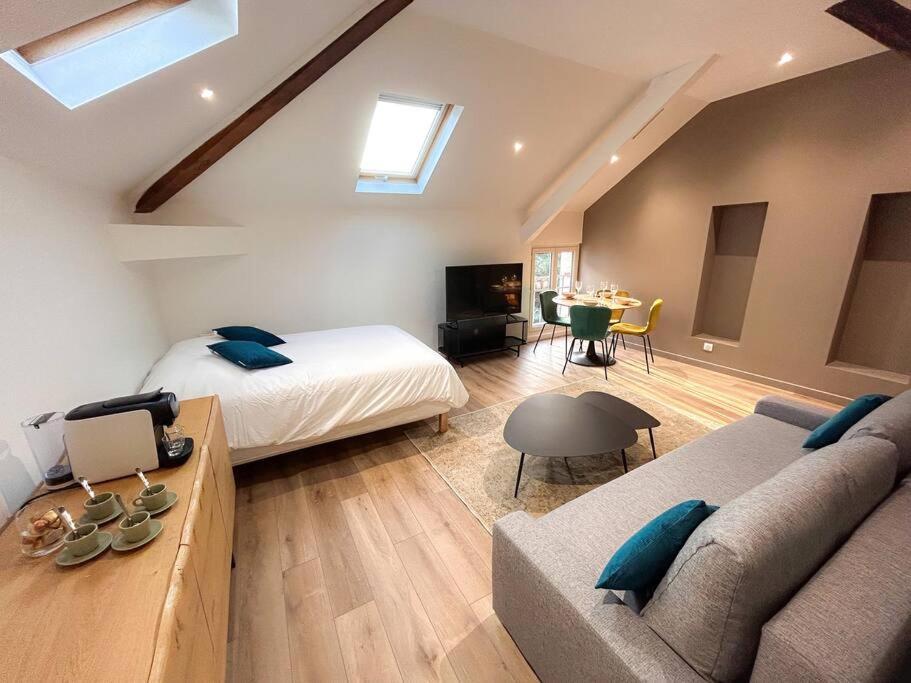 Le Paisible - Wifi, Parking Gratuit, Rer C A Proximite Apartment
